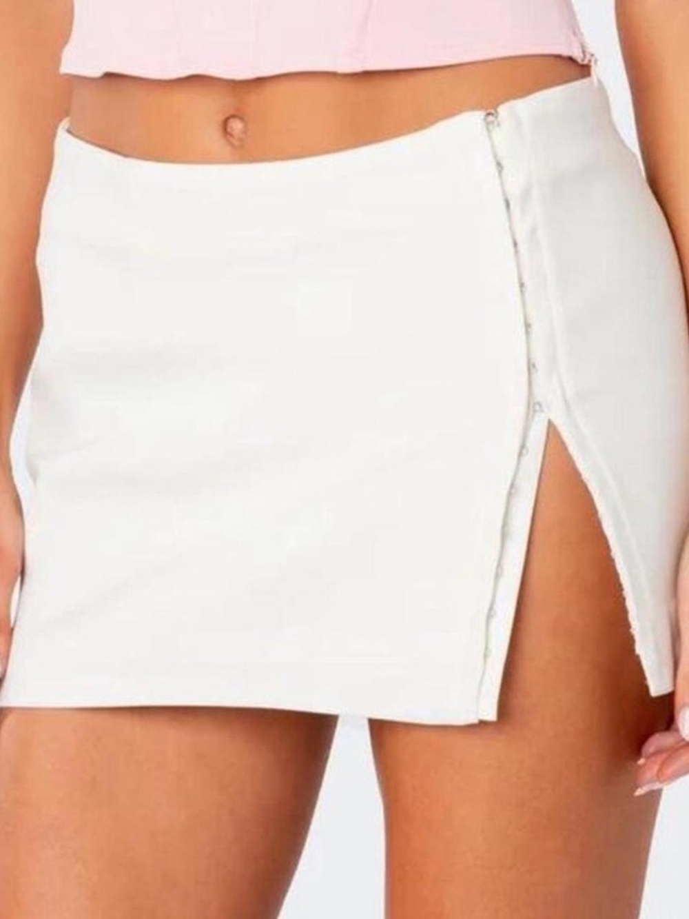 Edikted Iliana Hook Slit Mini Skirt